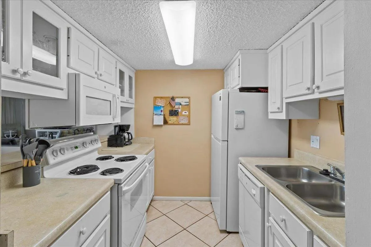 Holiday Surf And Racquet Unit 217 Destin Holiday home